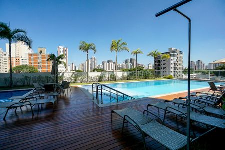 Studio à venda com 35m², 1 quarto e 1 vaga Studio à venda com 35m², 1 quarto e 1 vagaPiscina