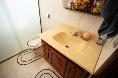 Casa à venda com 800m², 3 quartos e NaN vagasBanheiro 2