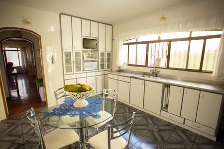 Casa à venda com 800m², 3 quartos e NaN vagasCozinha