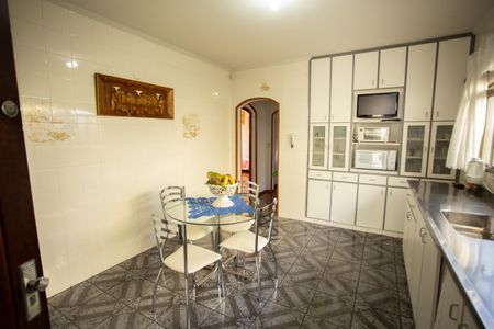 Casa à venda com 800m², 3 quartos e NaN vagasCozinha