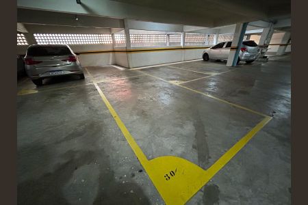 Apartamento para alugar com 100m², 3 quartos e 2 vagas Apartamento para alugar com 100m², 3 quartos e 2 vagasGaragens