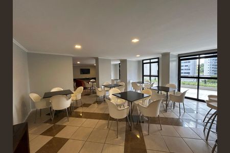 Apartamento para alugar com 100m², 3 quartos e 2 vagas Apartamento para alugar com 100m², 3 quartos e 2 vagasÁrea comum - Salão de festas
