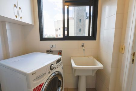 Apartamento para alugar com 100m², 3 quartos e 2 vagas Apartamento para alugar com 100m², 3 quartos e 2 vagasÁrea de Serviço