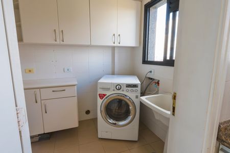 Apartamento para alugar com 100m², 3 quartos e 2 vagas Apartamento para alugar com 100m², 3 quartos e 2 vagasÁrea de Serviço