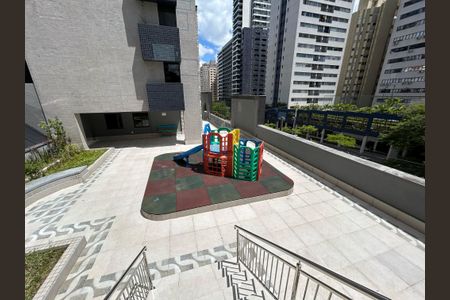 Apartamento para alugar com 100m², 3 quartos e 2 vagas Apartamento para alugar com 100m², 3 quartos e 2 vagasÁrea comum - Playground