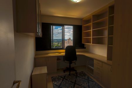 Apartamento para alugar com 100m², 3 quartos e 2 vagas Apartamento para alugar com 100m², 3 quartos e 2 vagasQuarto 2