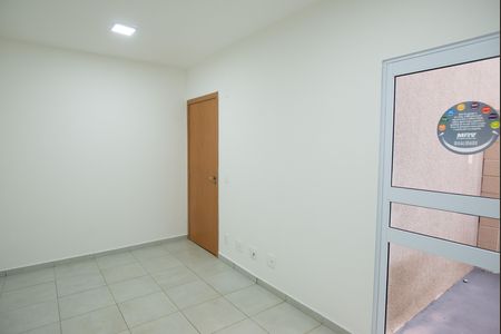 Apartamento para alugar com 45m², 2 quartos e 1 vaga Apartamento para alugar com 45m², 2 quartos e 1 vagaSala