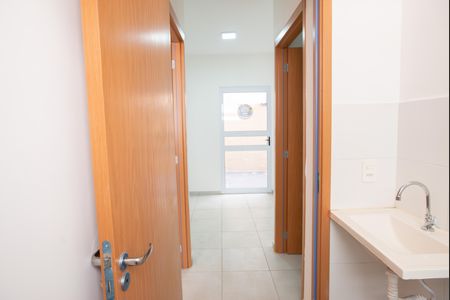 Apartamento para alugar com 45m², 2 quartos e 1 vaga Apartamento para alugar com 45m², 2 quartos e 1 vagaBanheiro