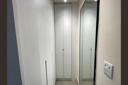 Apartamento à venda com 48m², 1 quarto e sem vagaCloset