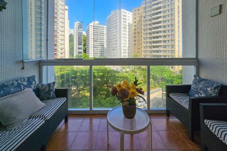 Apartamento para alugar com 123m², 3 quartos e 1 vagaSala