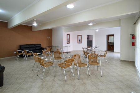 Apartamento para alugar com 69m², 2 quartos e 1 vagaÁrea comum - Salão de festas