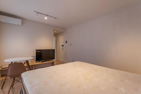 Studio para alugar com 31m², 1 quarto e 1 vaga Studio para alugar com 31m², 1 quarto e 1 vagaSala/Quarto