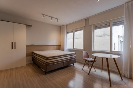 Studio para alugar com 31m², 1 quarto e 1 vaga Studio para alugar com 31m², 1 quarto e 1 vagaSala/Quarto