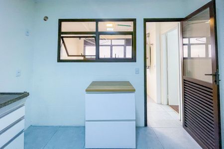 Apartamento para alugar com 90m², 3 quartos e 2 vagas Apartamento para alugar com 90m², 3 quartos e 2 vagasCozinha