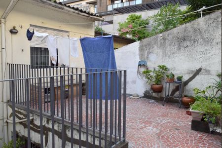 Casa à venda com 200m², 4 quartos e 2 vagasQuintal
