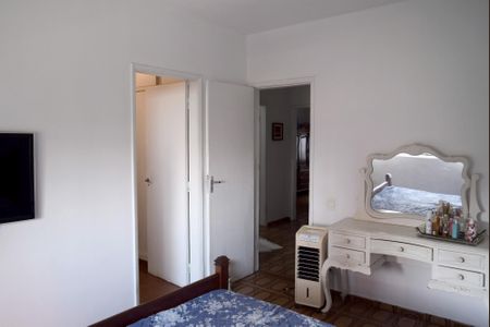 Casa à venda com 200m², 4 quartos e 2 vagasSuíte