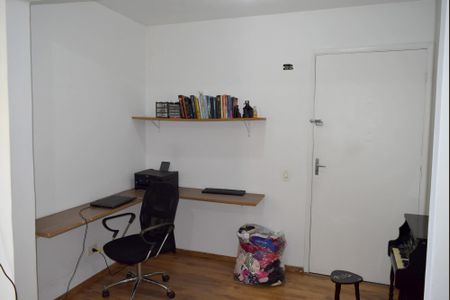 Casa à venda com 200m², 4 quartos e 2 vagasEscritório