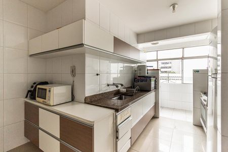Apartamento para alugar com 109m², 3 quartos e sem vagaCozinha