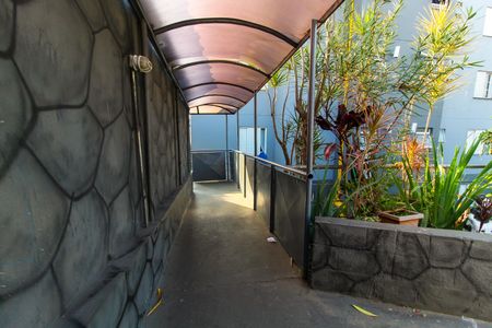 Apartamento à venda com 46m², 2 quartos e sem vaga Apartamento à venda com 46m², 2 quartos e sem vagaEntrada