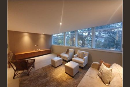 Apartamento à venda com 150m², 3 quartos e 1 vaga Apartamento à venda com 150m², 3 quartos e 1 vagaFoto 01