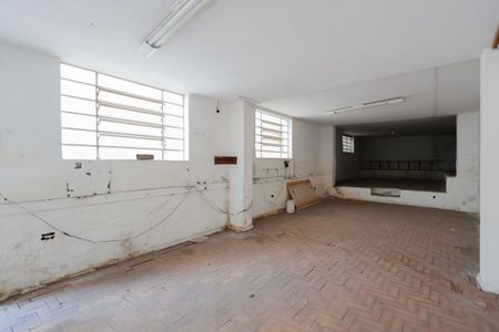 Casa à venda com 300m², 3 quartos e 5 vagasSalão de festas