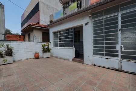 Casa à venda com 300m², 3 quartos e 5 vagasQuintal/Entrada