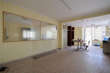 Casa à venda com 300m², 3 quartos e 5 vagasCopa e Cozinha