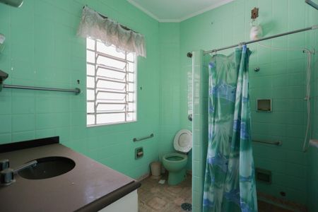 Casa à venda com 300m², 3 quartos e 5 vagasBanheiro