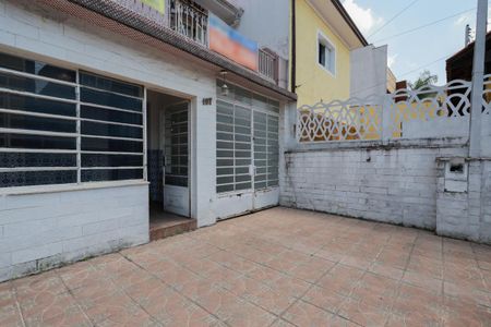 Casa à venda com 300m², 3 quartos e 5 vagasQuintal/Entrada