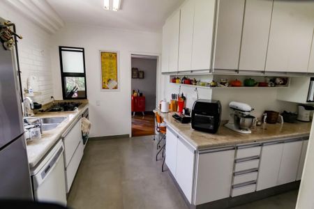Apartamento à venda com 160m², 4 quartos e 3 vagasCozinha 