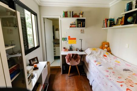 Apartamento à venda com 160m², 4 quartos e 3 vagasSuíte 2