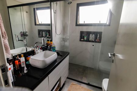 Apartamento à venda com 160m², 4 quartos e 3 vagasBanheiro da Suíte 1