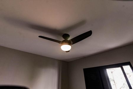 Apartamento à venda com 160m², 4 quartos e 3 vagasSuíte 1 - detalhe