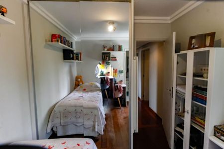 Apartamento à venda com 160m², 4 quartos e 3 vagasSuíte 2