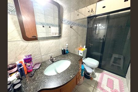 Casa à venda com 144m², 3 quartos e 4 vagas Casa à venda com 144m², 3 quartos e 4 vagasBanheiro da Suíte