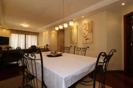 Apartamento à venda com 200m², 4 quartos e 3 vagasSala de Jantar