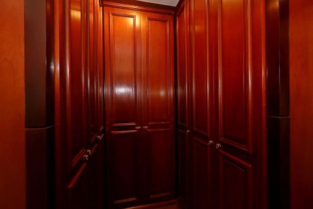 Apartamento à venda com 200m², 4 quartos e 3 vagasCloset da Suíte 2