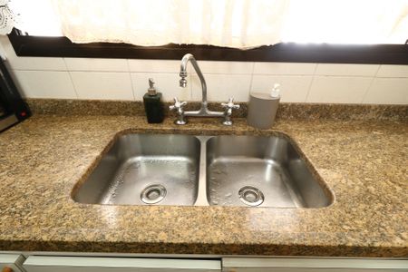 Apartamento à venda com 200m², 4 quartos e 3 vagasCozinha