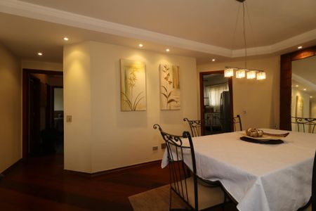 Apartamento à venda com 200m², 4 quartos e 3 vagasSala de Jantar
