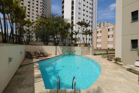 Apartamento à venda com 200m², 4 quartos e 3 vagasÁrea Comum - Piscina