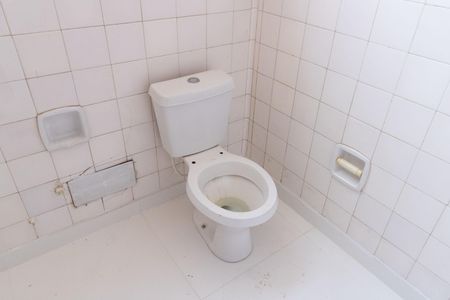 Casa para alugar com 360m², 3 quartos e 3 vagas Casa para alugar com 360m², 3 quartos e 3 vagasBanheiro