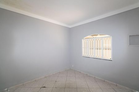 Casa para alugar com 360m², 3 quartos e 3 vagas Casa para alugar com 360m², 3 quartos e 3 vagasQuarto 2