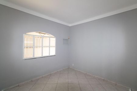 Casa para alugar com 360m², 3 quartos e 3 vagas Casa para alugar com 360m², 3 quartos e 3 vagasQuarto 2