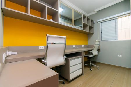 Casa à venda com 225m², 3 quartos e 1 vagaQuarto 1 - Escritório