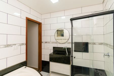 Casa à venda com 225m², 3 quartos e 1 vagaBanheiro da Suíte