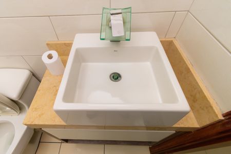 Casa à venda com 225m², 3 quartos e 1 vagaBanheiro 2