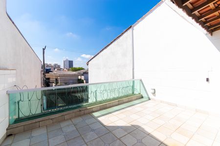 Casa à venda com 225m², 3 quartos e 1 vagaVaranda