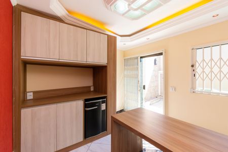 Casa à venda com 225m², 3 quartos e 1 vagaEscritório 