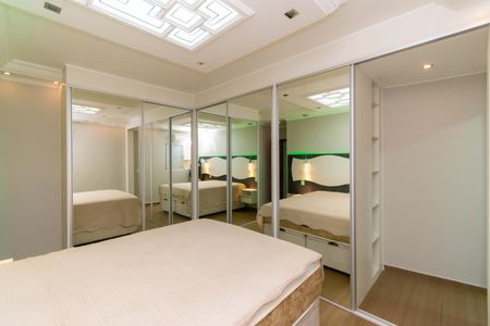 Casa à venda com 225m², 3 quartos e 1 vagaSuíte