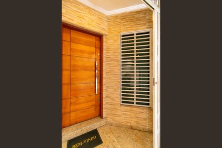 Casa à venda com 225m², 3 quartos e 1 vagaHall de entrada